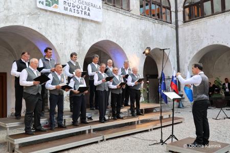 Koncert uglasbenih Maistrovih pesmi (9)